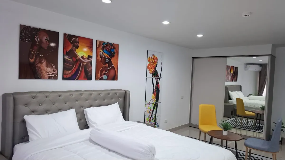Newly Renovated 3 Bedrooms 2 Bathroom Condo for Sale photo 14