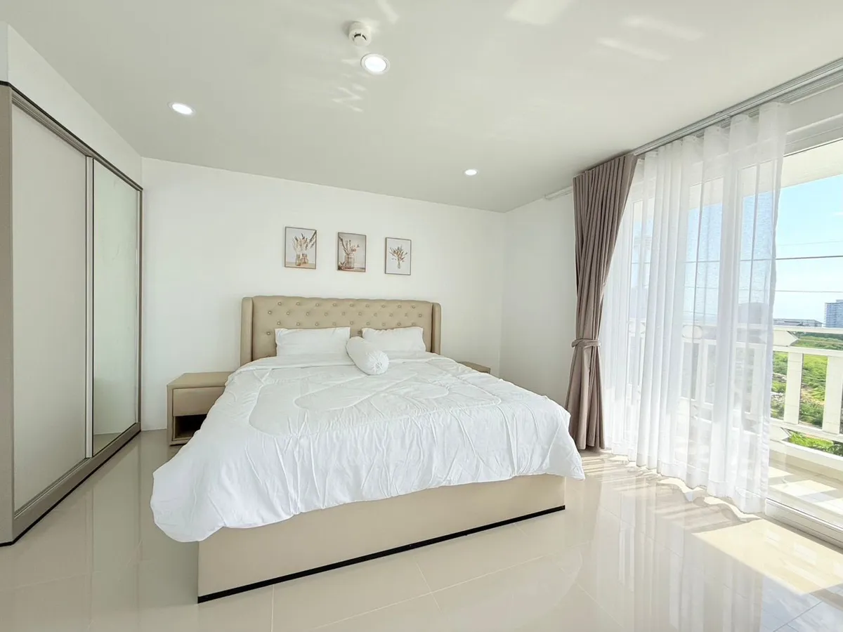 Newly Renovated 3 Bedrooms 2 Bathroom Condo for Sale photo 10