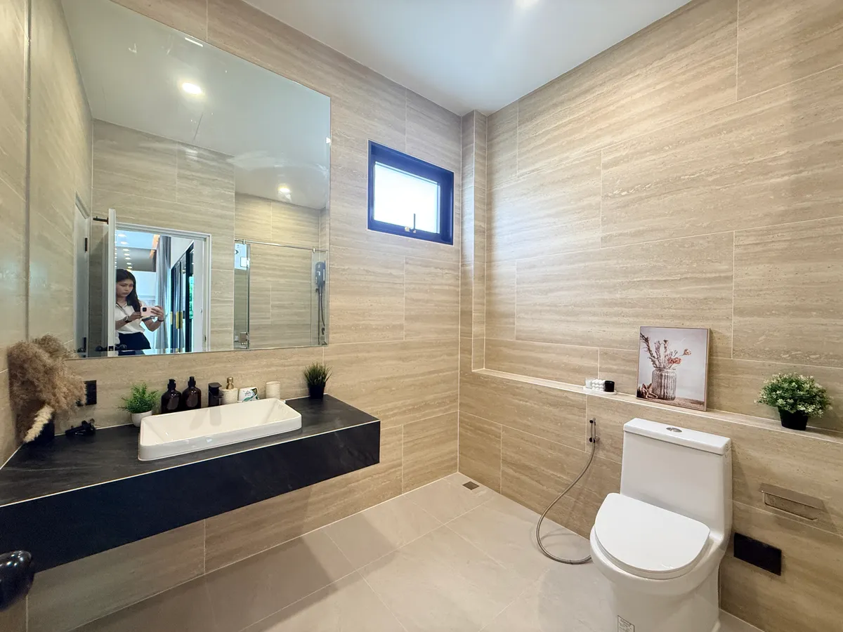 Beautiful corner villa with private pool, offering privacy, comfort, and excellent rental potential. photo 17