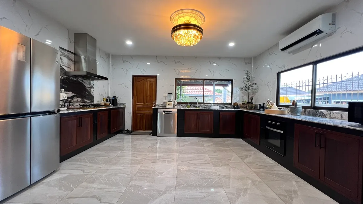 Pool villa 4 Bedrooms 3 Bathrooms in Mapprachan photo 3