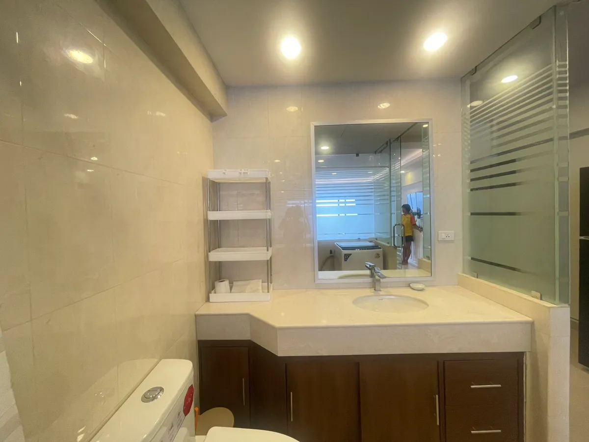 Sunshine Beach condotel in Nojomtien For Sale photo 8