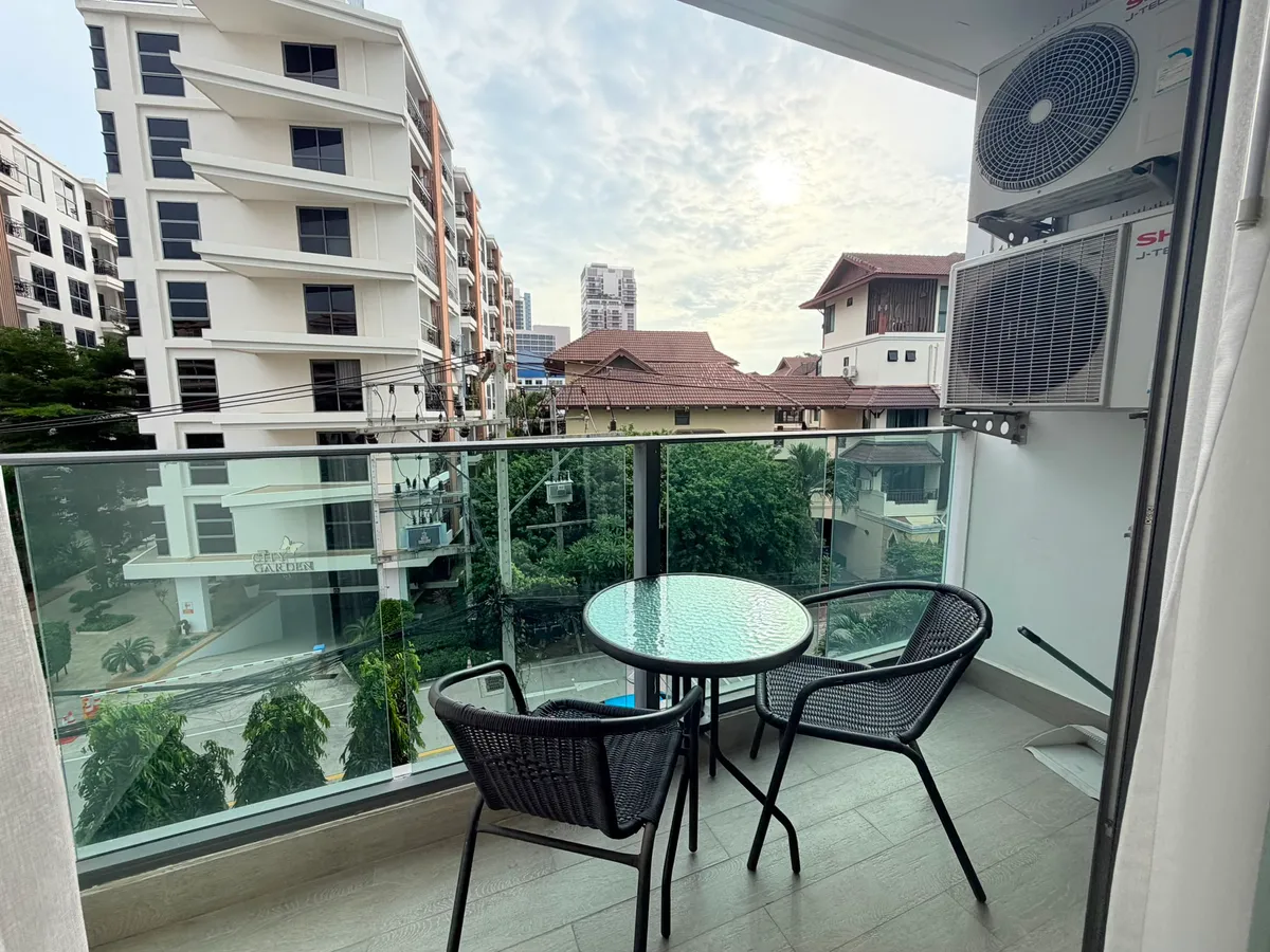 Quiet One Bedroom Condo For Rent In Prahtamnak