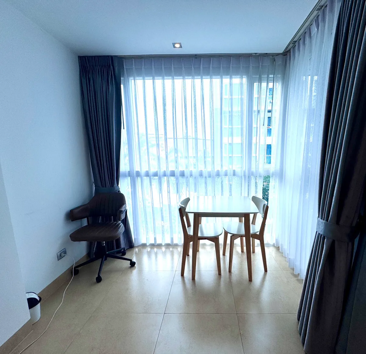 Centara Avenue Residence & Suites Pool View Studio for Rent photo 4