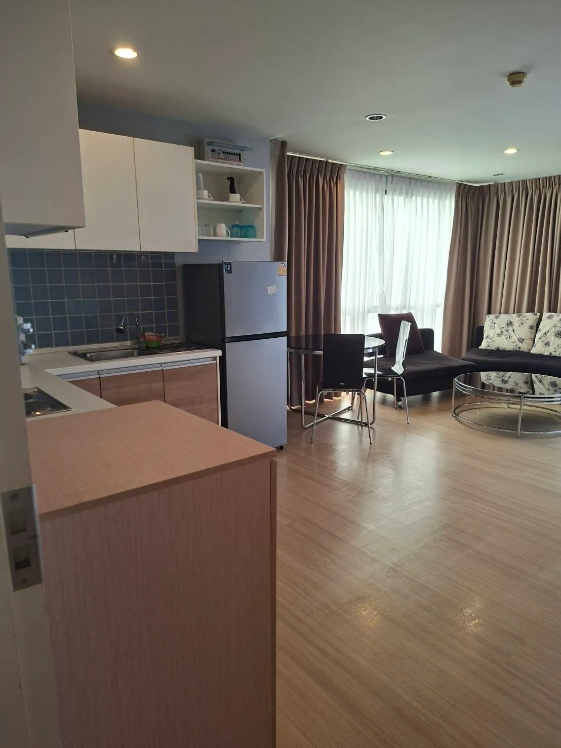 คอนโดใจกลางเมืองติดห้างอะเวนิว สำหรับขาย One Bedroom Condo For Sale in Central photo 5