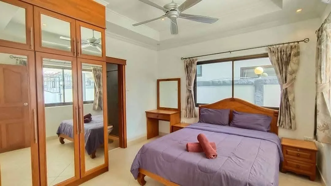 5 Bedrooms 4 Bathroom in Jomtien photo 16
