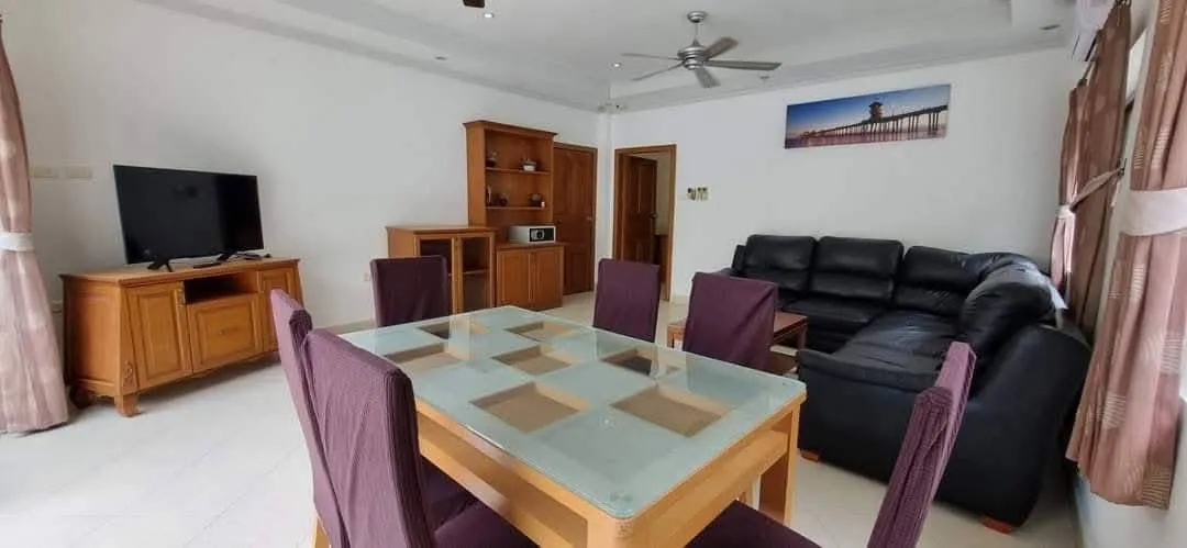 5 Bedrooms 4 Bathroom in Jomtien photo 10