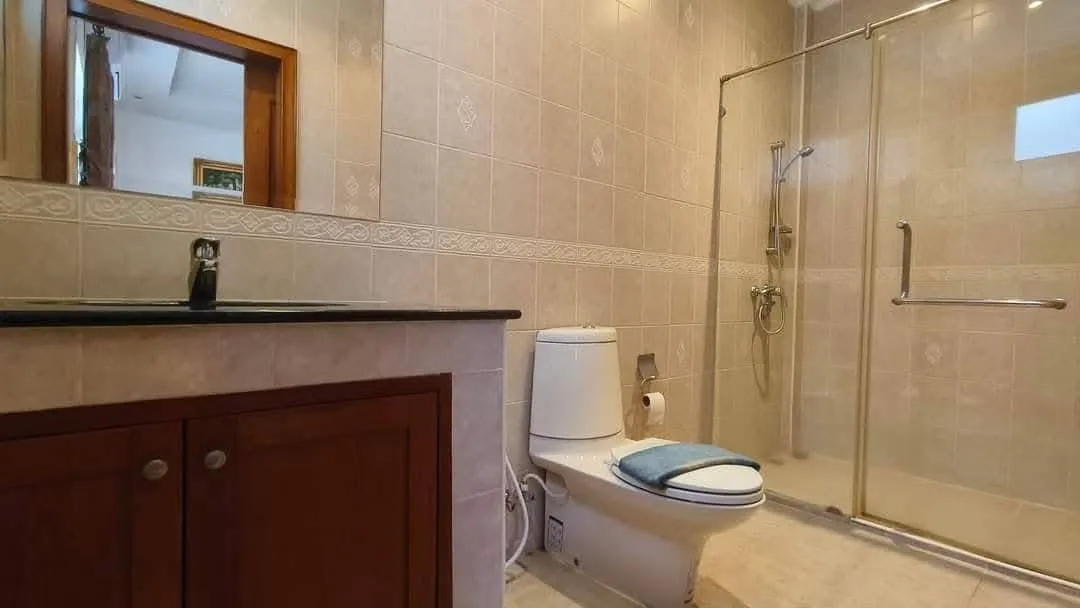 5 Bedrooms 4 Bathroom in Jomtien photo 23