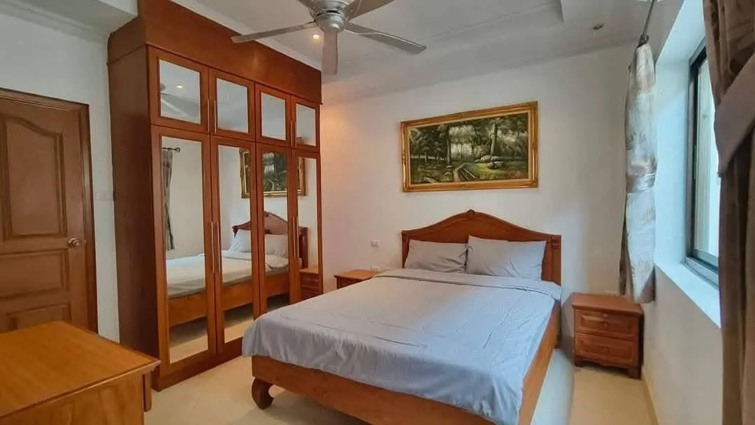 5 Bedrooms 4 Bathroom in Jomtien photo 22