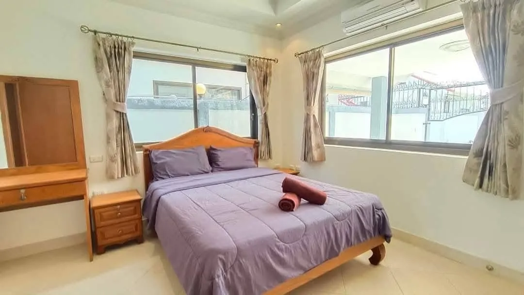 5 Bedrooms 4 Bathroom in Jomtien photo 17