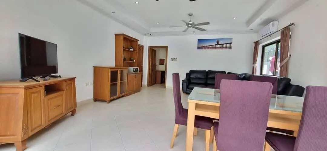 5 Bedrooms 4 Bathroom in Jomtien photo 11
