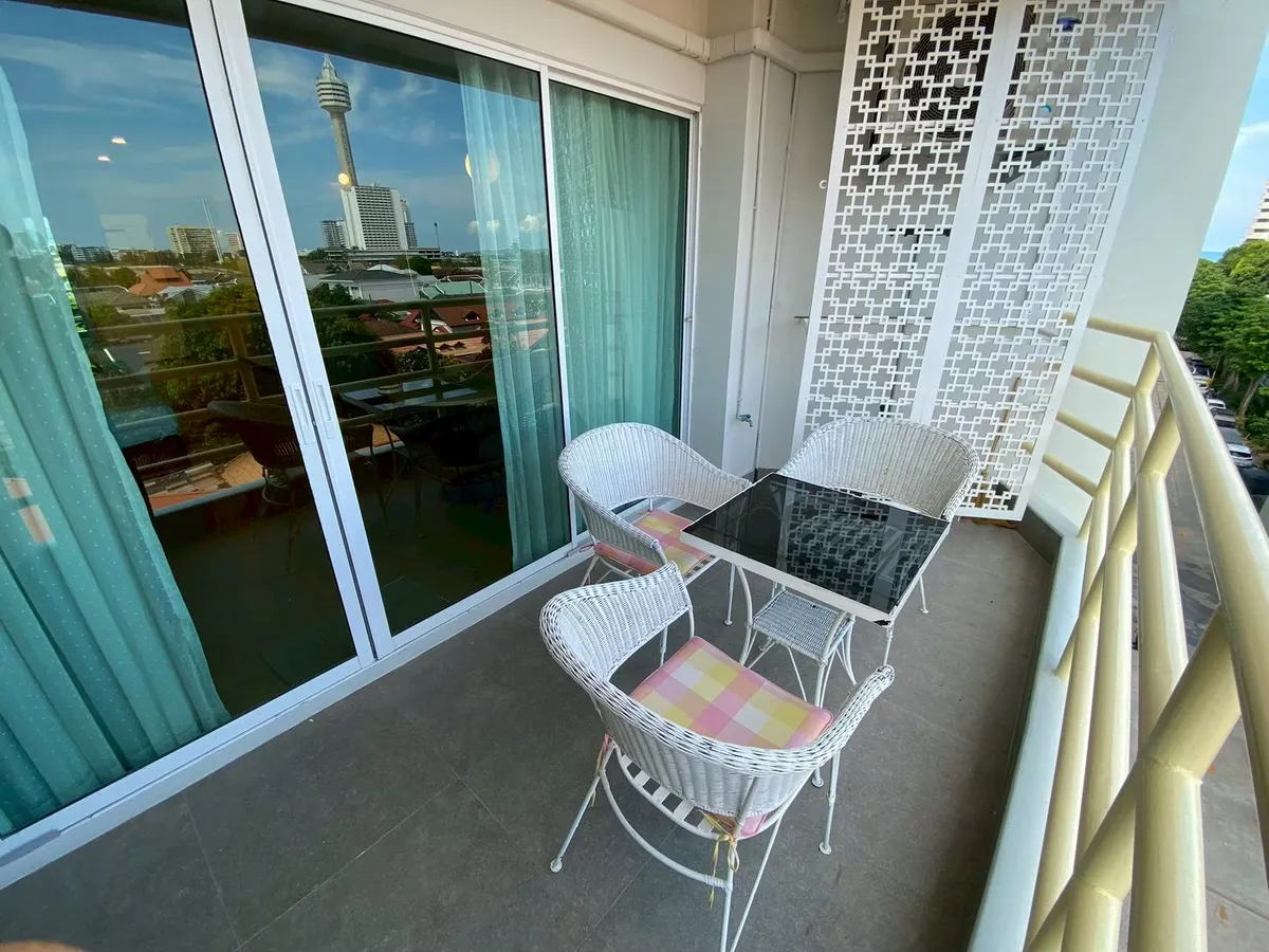 Renovated Studio Condo For Sale In Jomtien photo 4