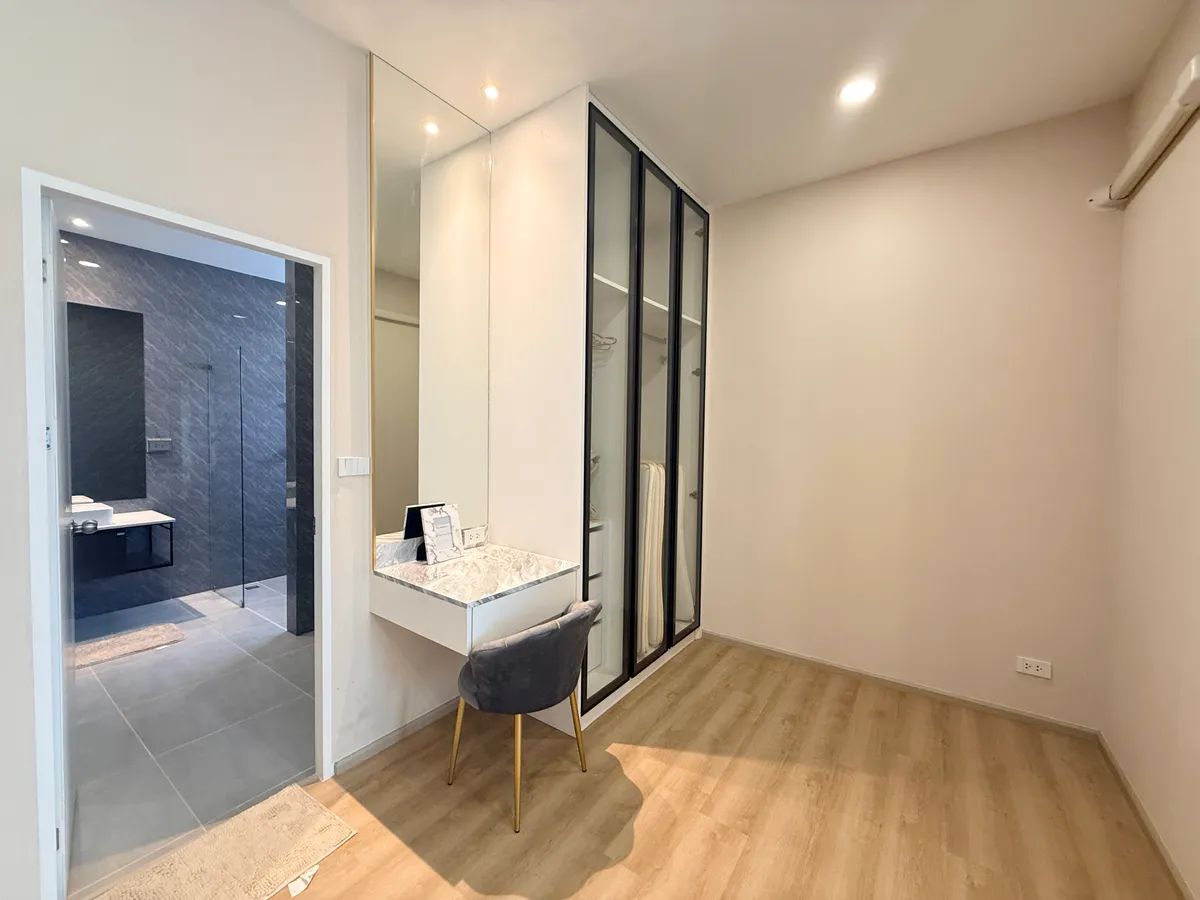 Premium Villa with Private Pool | For Sale & Rent photo 16