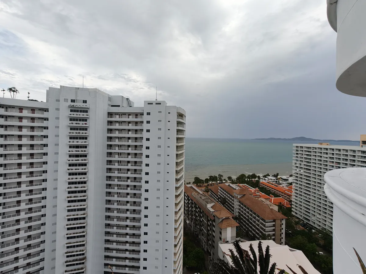 Jomtien Complex photo 11