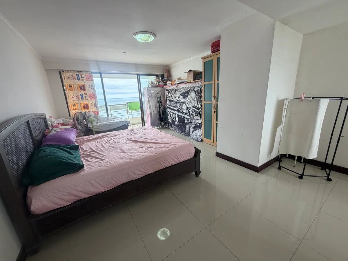 Metro condominium photo 8