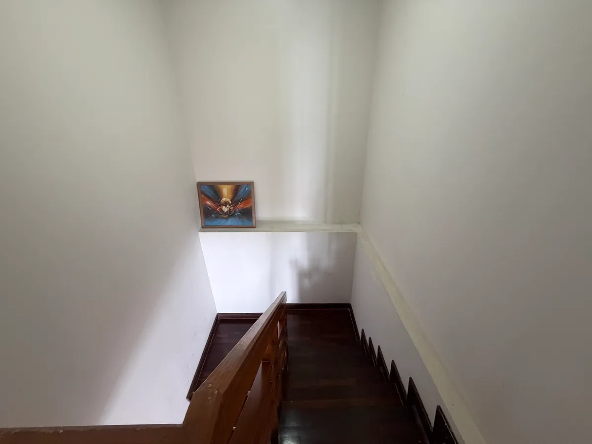 Metro condominium photo 10