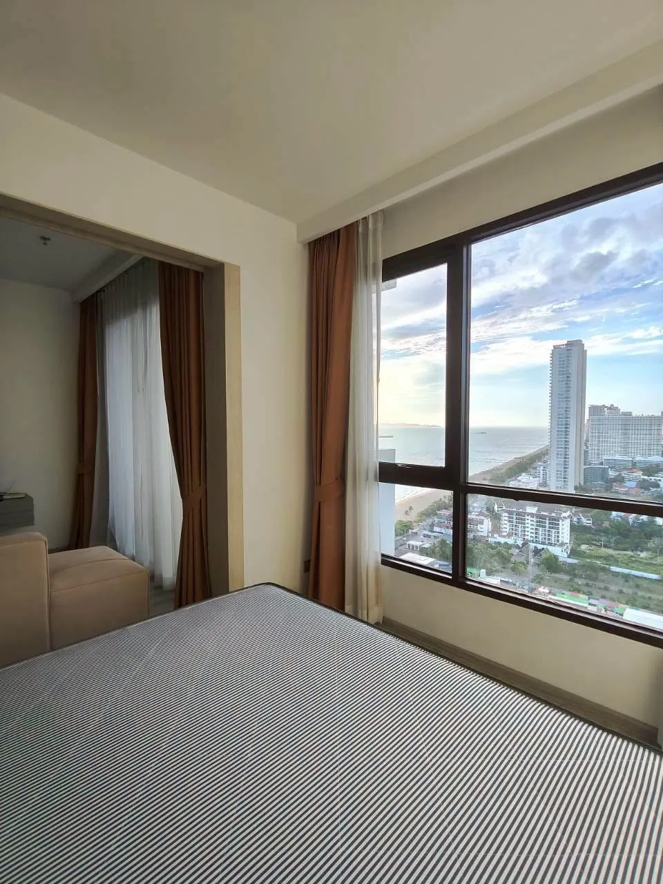 Sea View Condo For Rent In Jomtien