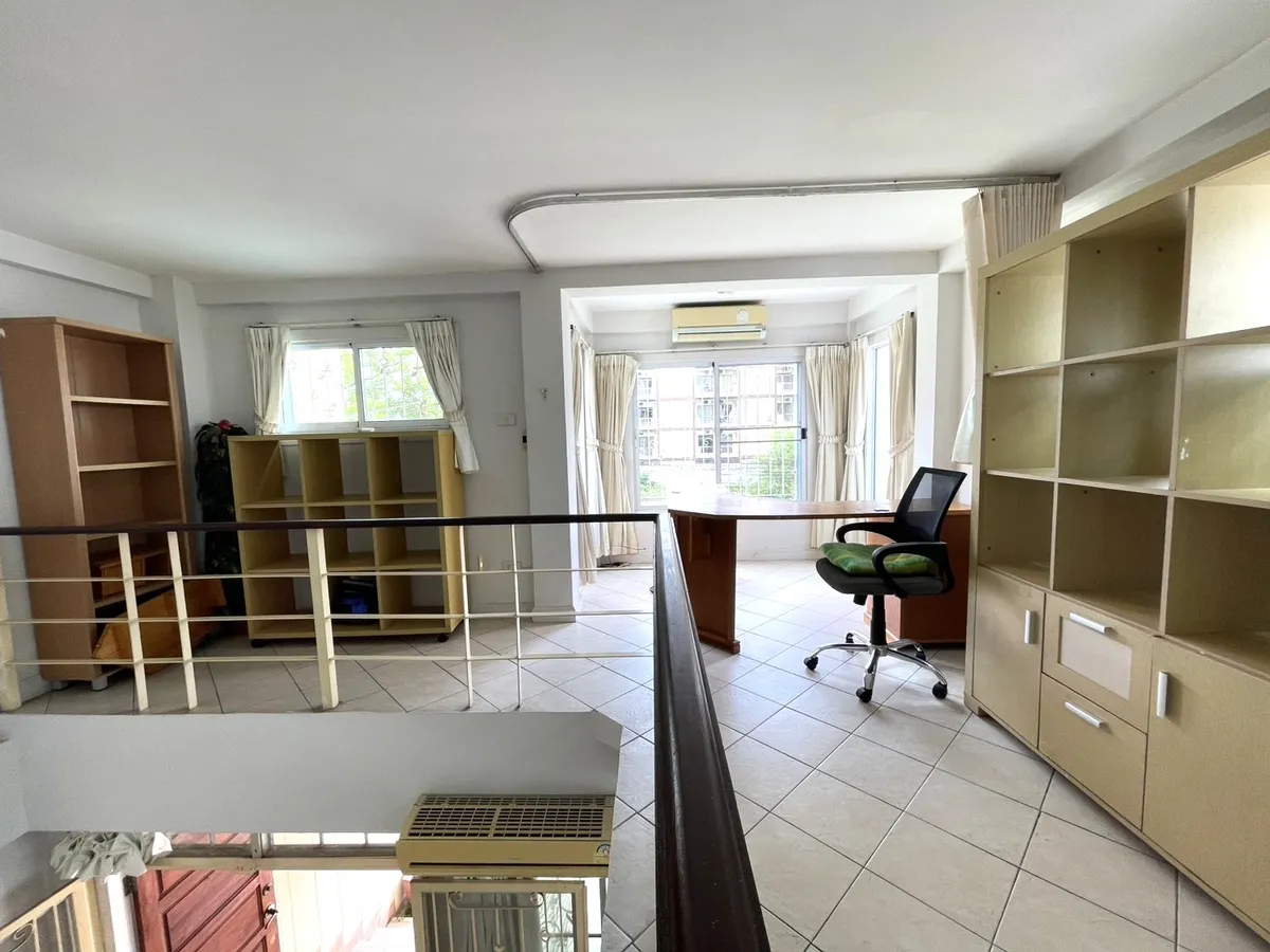 2 Bed - 3 Bath Townhome in Central Pattaya photo 18