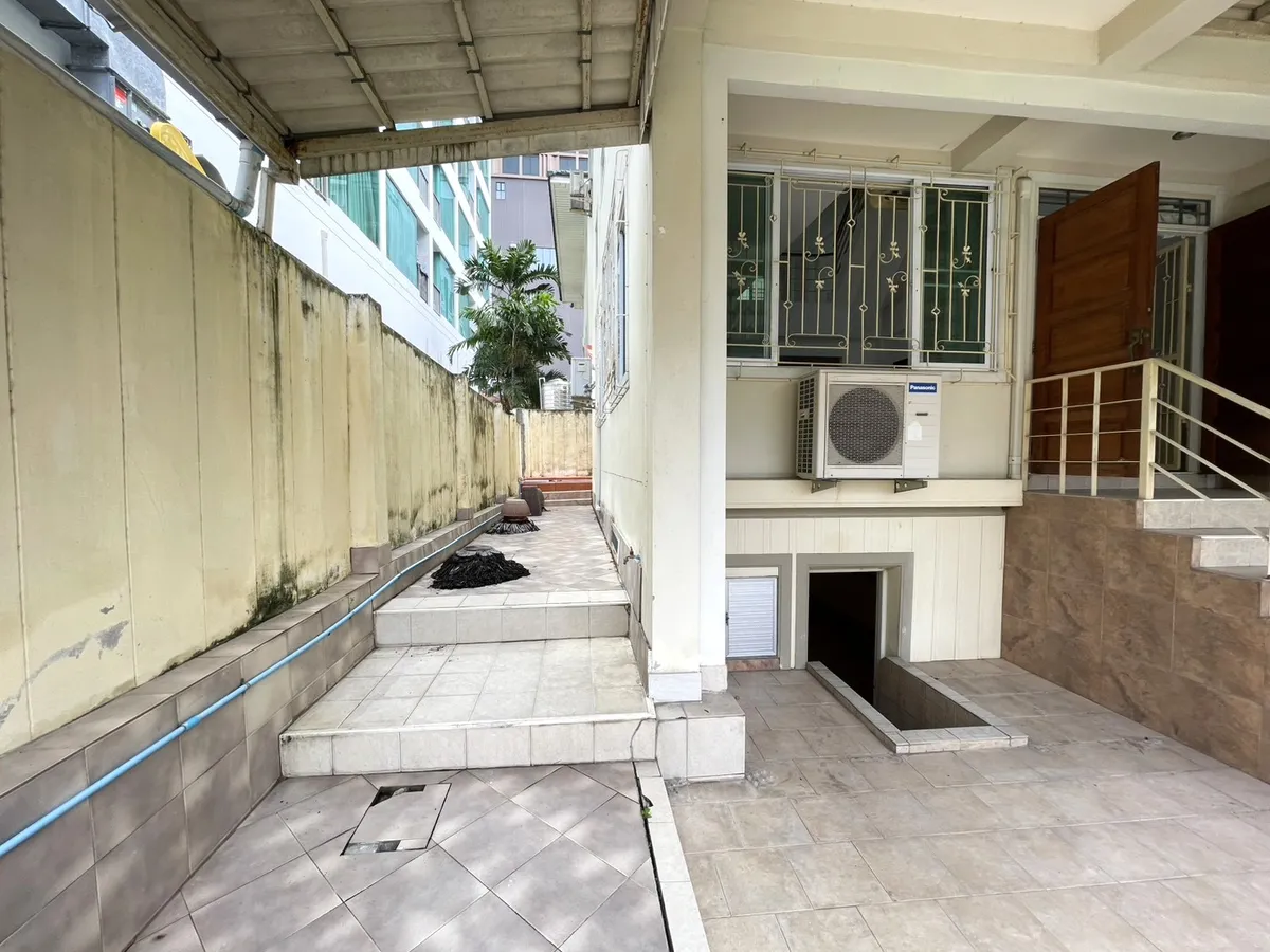 2 Bed - 3 Bath Townhome in Central Pattaya photo 32