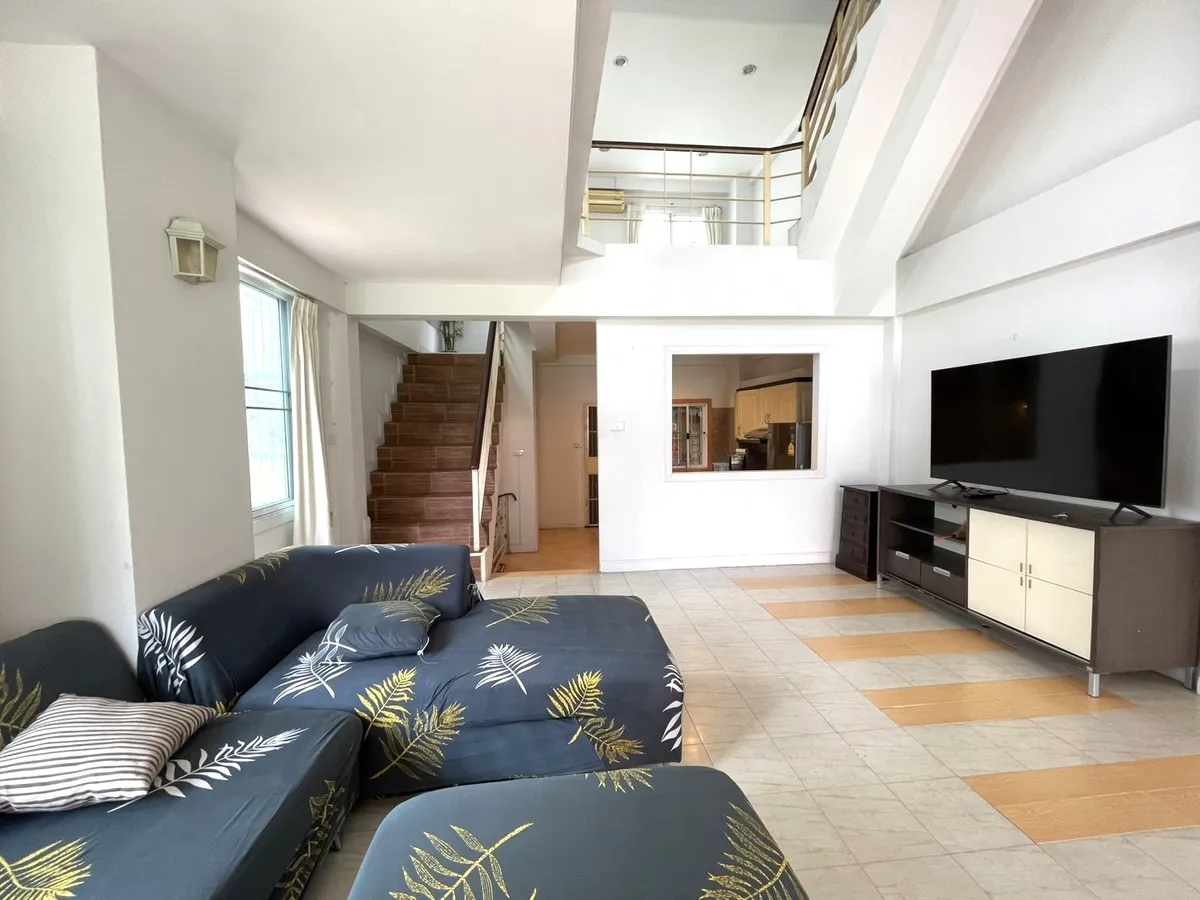 2 Bed - 3 Bath Townhome in Central Pattaya photo 7