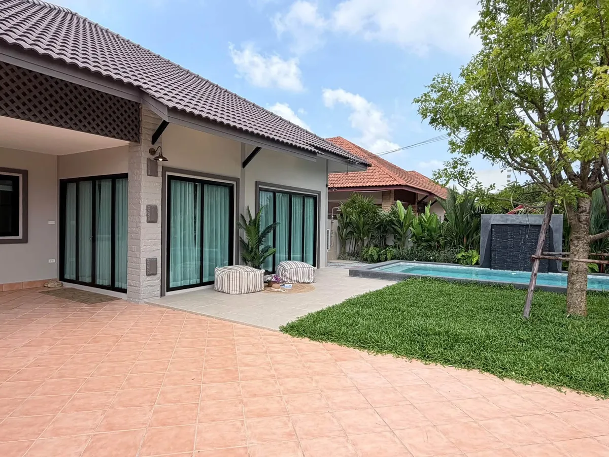 Pool villa 3 Bedrooms 3 Bathrooms in East pattaya photo 3
