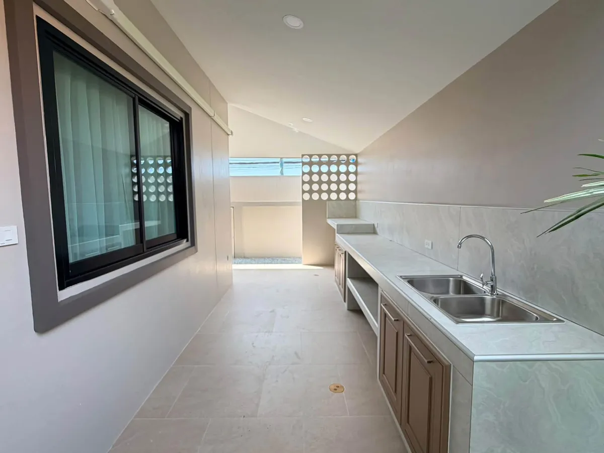 Pool villa 3 Bedrooms 3 Bathrooms in East pattaya photo 12