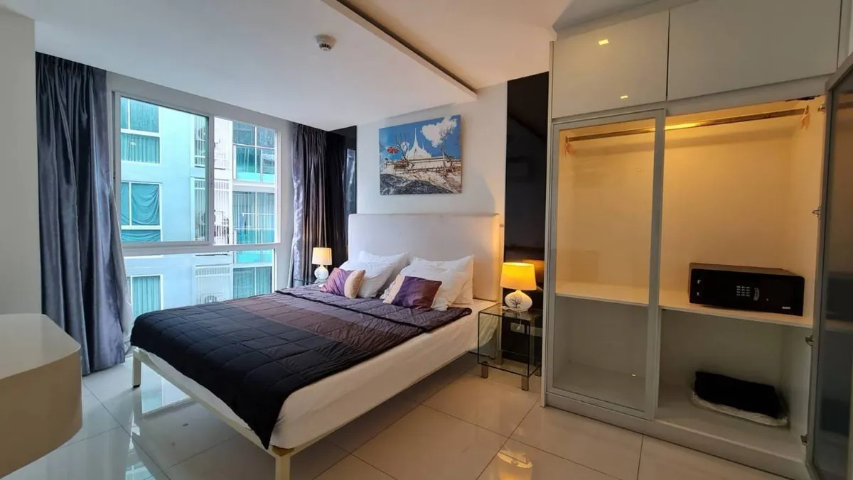 City Center Residence photo 7