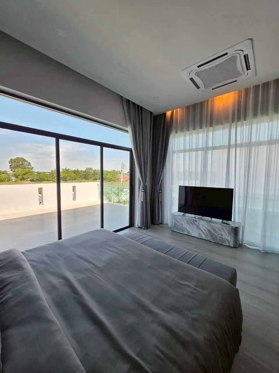 Luxury Pool Villa 4 bedrooms 5 bathrooms in Huay Yai for SALE photo 20