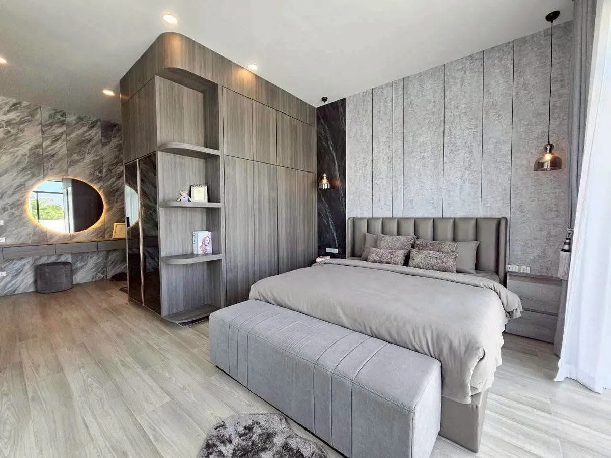Luxury Pool Villa 4 bedrooms 5 bathrooms in Huay Yai for SALE photo 21