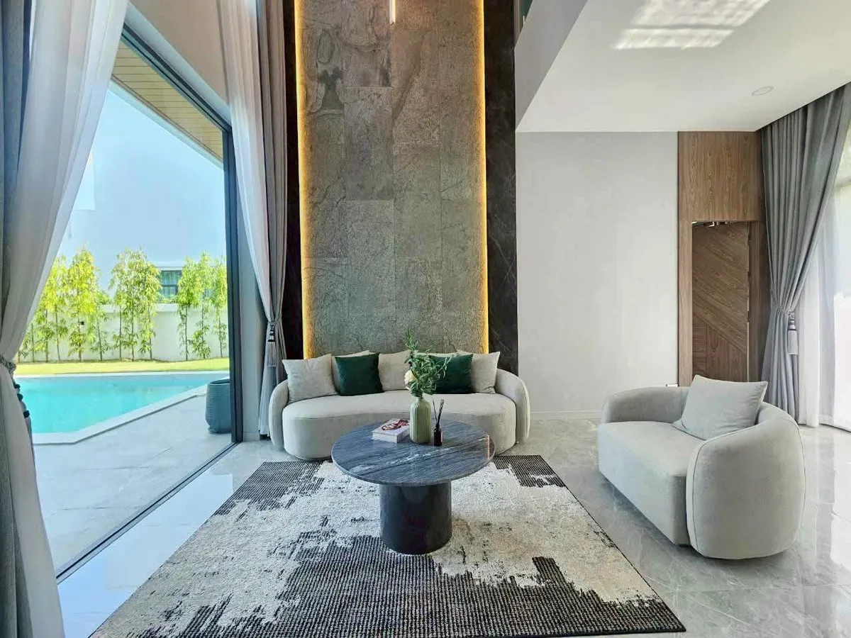 Luxury Pool Villa 4 bedrooms 5 bathrooms in Huay Yai for SALE photo 9