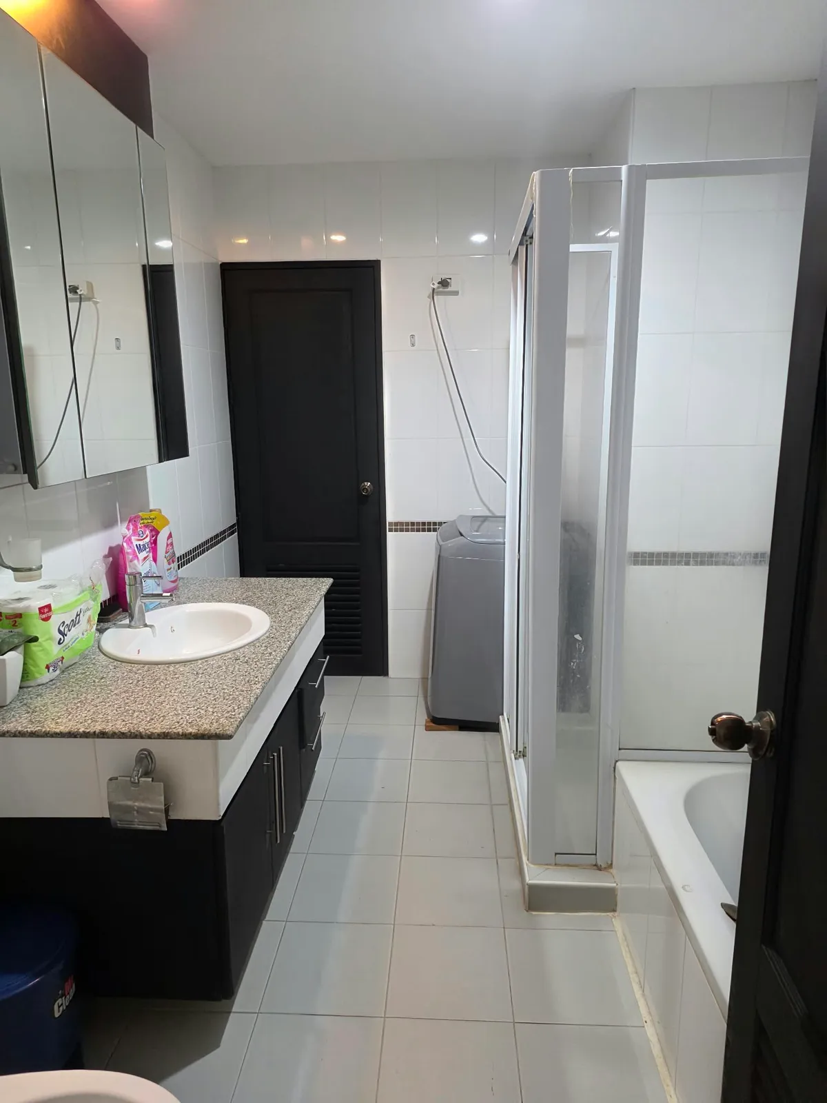 Large Pool View 2 Bed 1 Bath Condo In Jomtien photo 25