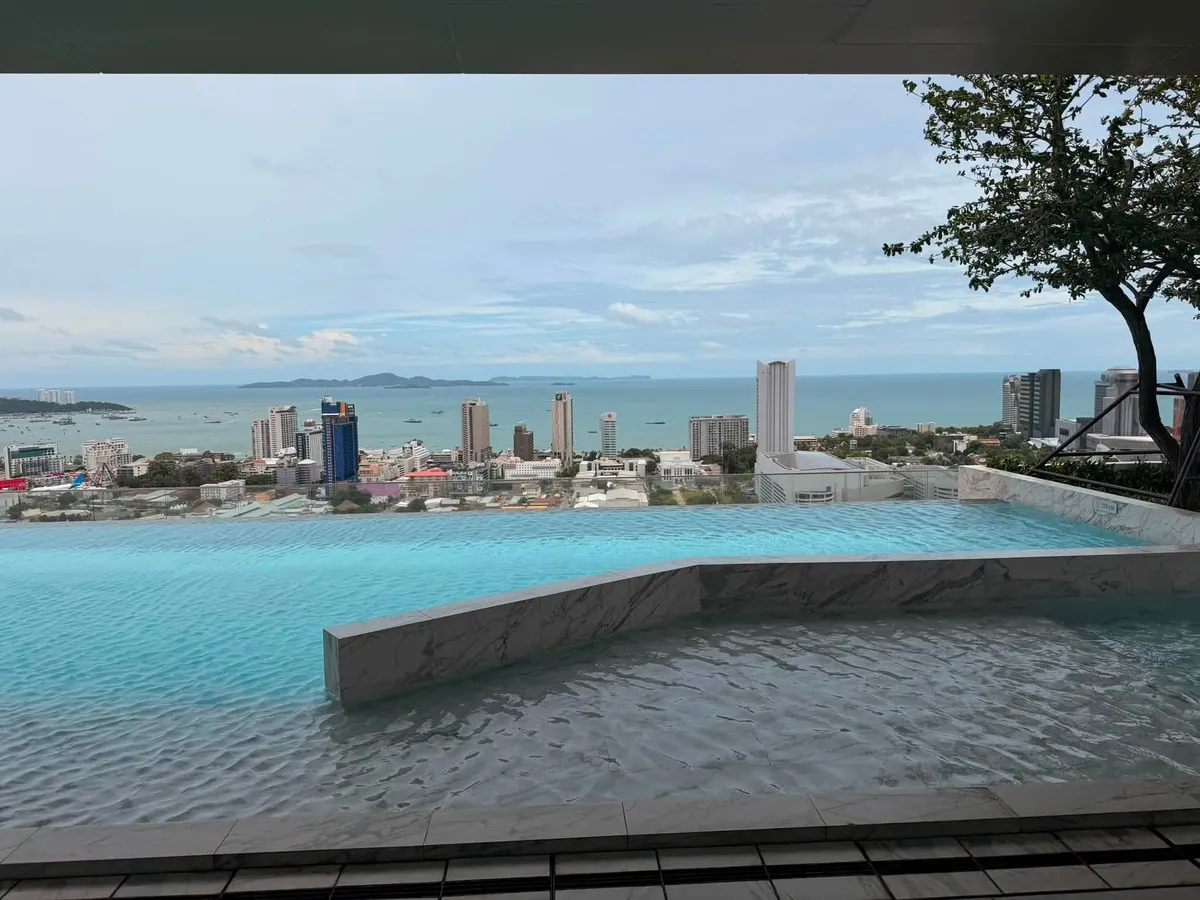 Luxury One Bedroom For Rent Near Terminal 21