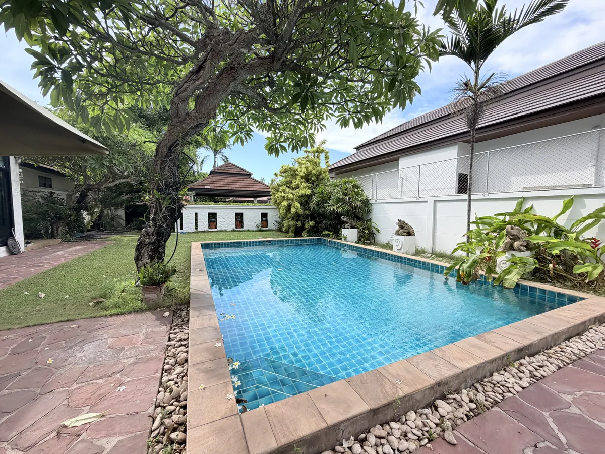 Pool Villa For Sale Near International schools