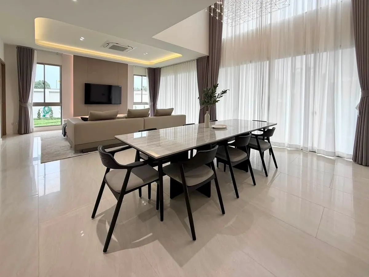 Luxury Villa near Regent International School 3 bedrooms 4 bathrooms 1 office for RENT *Not allowed pet photo 8