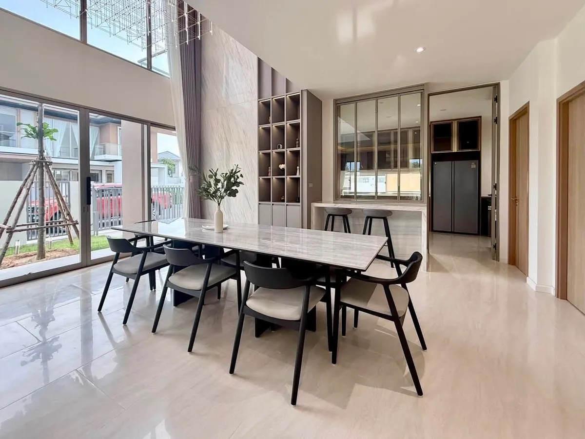 Luxury Villa near Regent International School 3 bedrooms 4 bathrooms 1 office for RENT *Not allowed pet photo 9