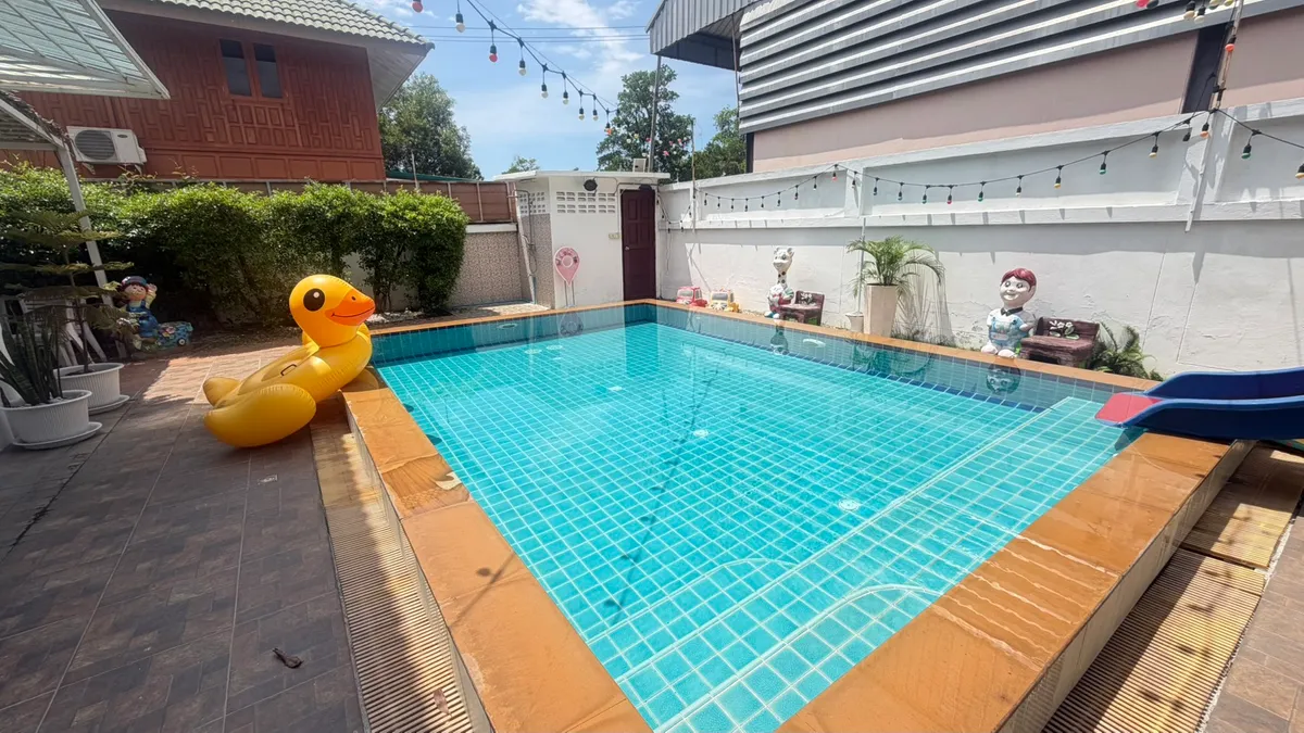 (Friendly Land Pool Villa 2)