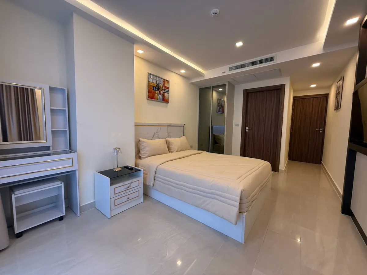 Grand Avenue Residence photo 24