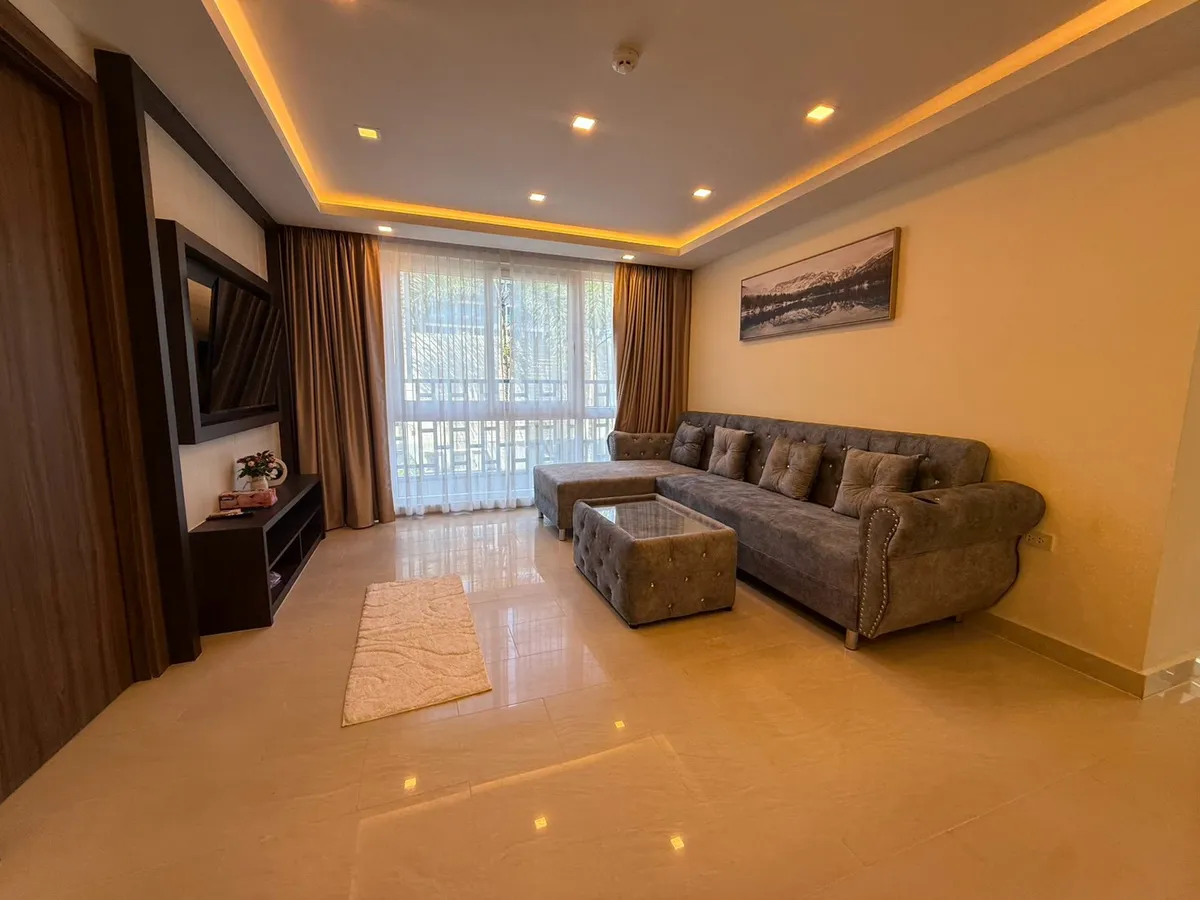 Grand Avenue Residence photo 4
