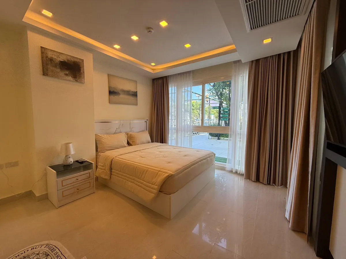 Grand Avenue Residence photo 10