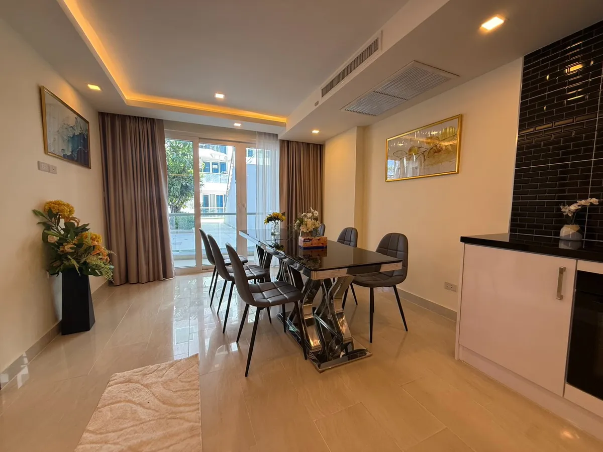 Grand Avenue Residence photo 7