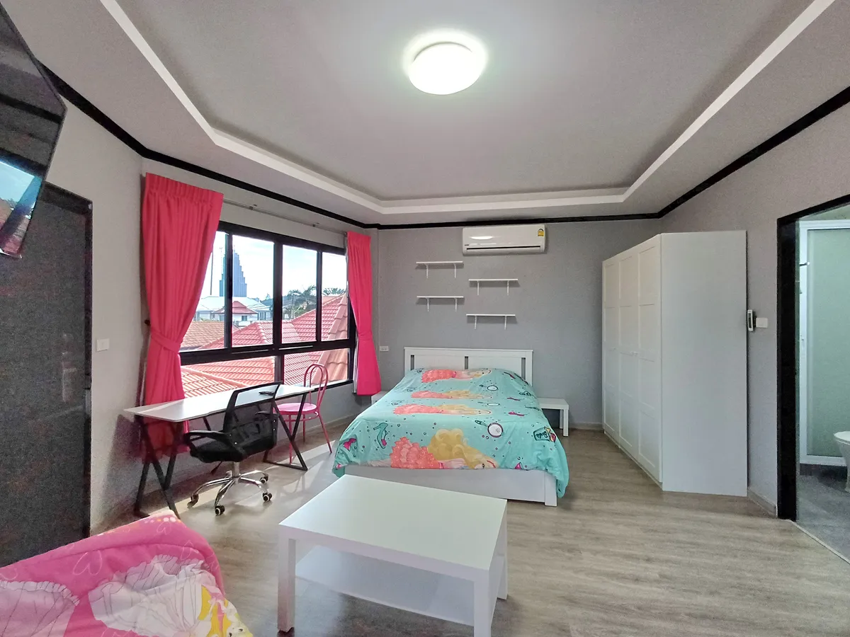 Pool Villa 4 bedrooms 4 bahtrooms in South Pattaya for RENT photo 11