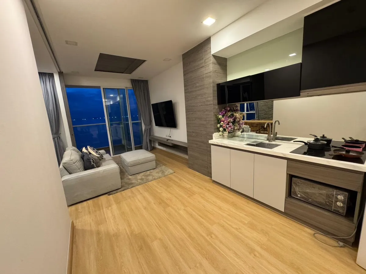 Luxury Sea View Two-Bedroom Two-Bathroom Unit in Popular Jomtien Beachfront Condominium photo 9