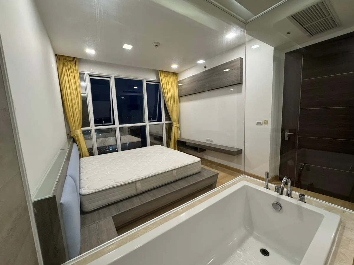 Luxury Sea View Two-Bedroom Two-Bathroom Unit in Popular Jomtien Beachfront Condominium photo 10