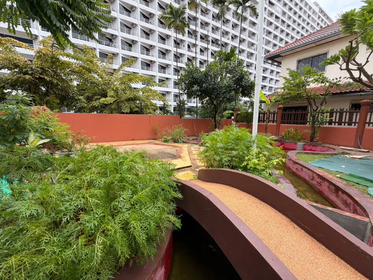 Thai style house for sale and rent at Royal Park Village photo 10