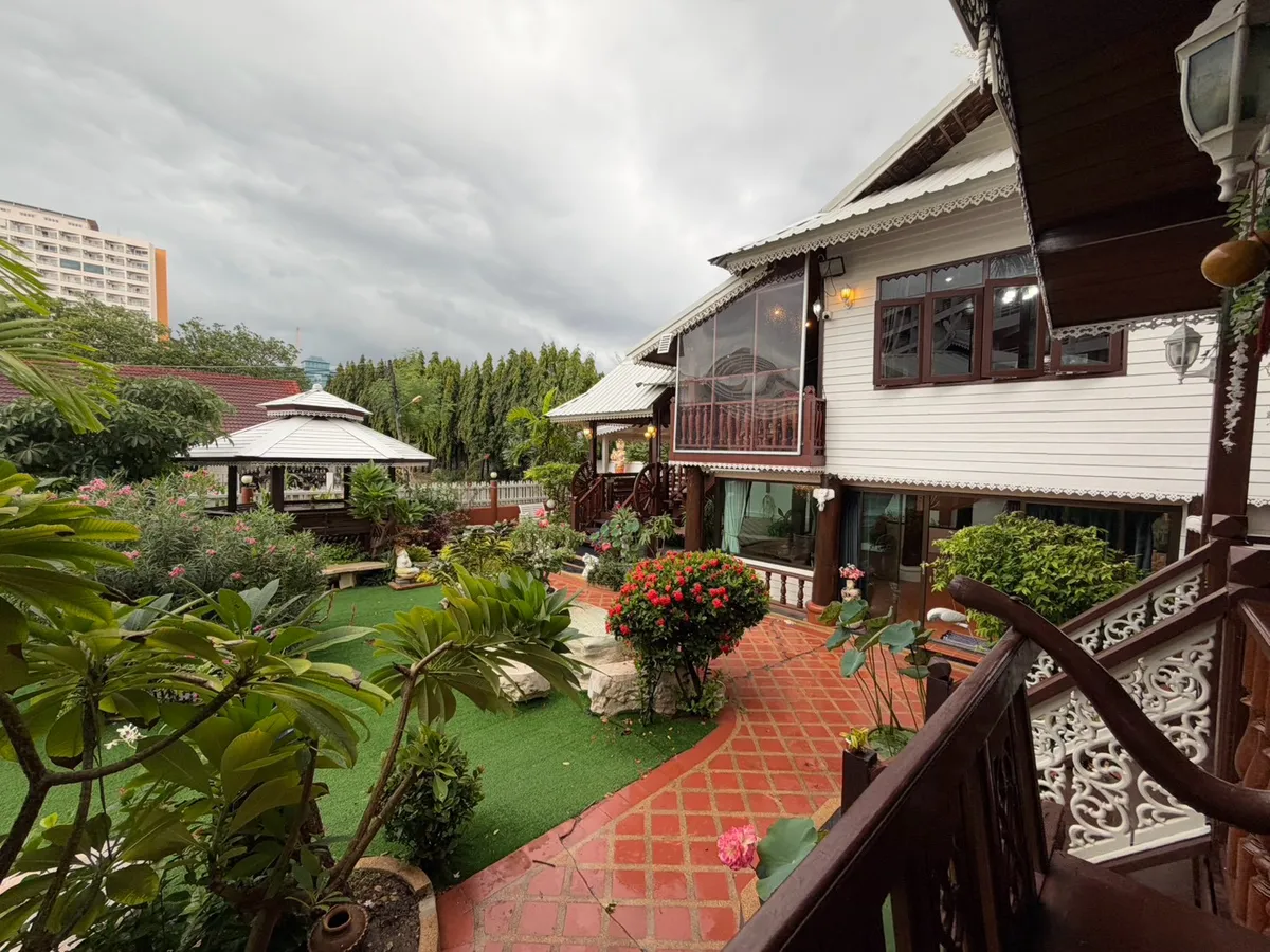 Thai style house for sale and rent at Royal Park Village photo 51