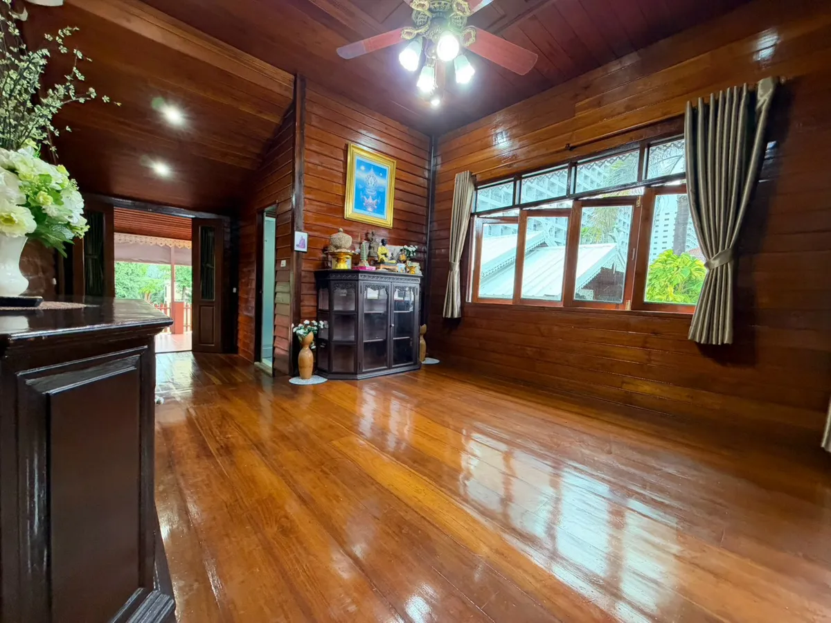 Thai style house for sale and rent at Royal Park Village photo 16