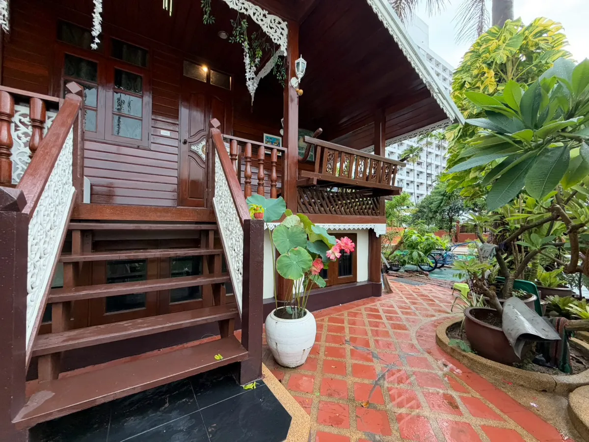 Thai style house for sale and rent at Royal Park Village photo 41