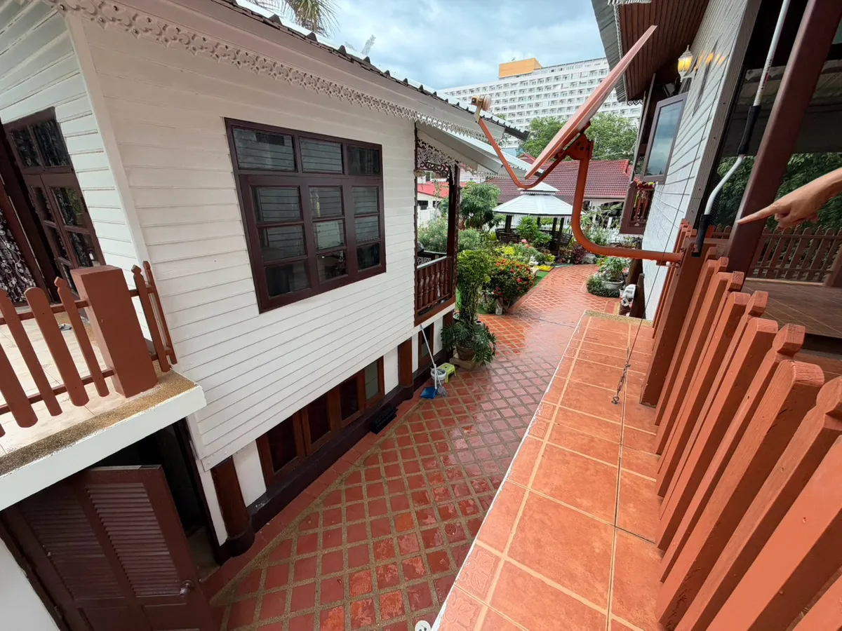 Thai style house for sale and rent at Royal Park Village photo 37