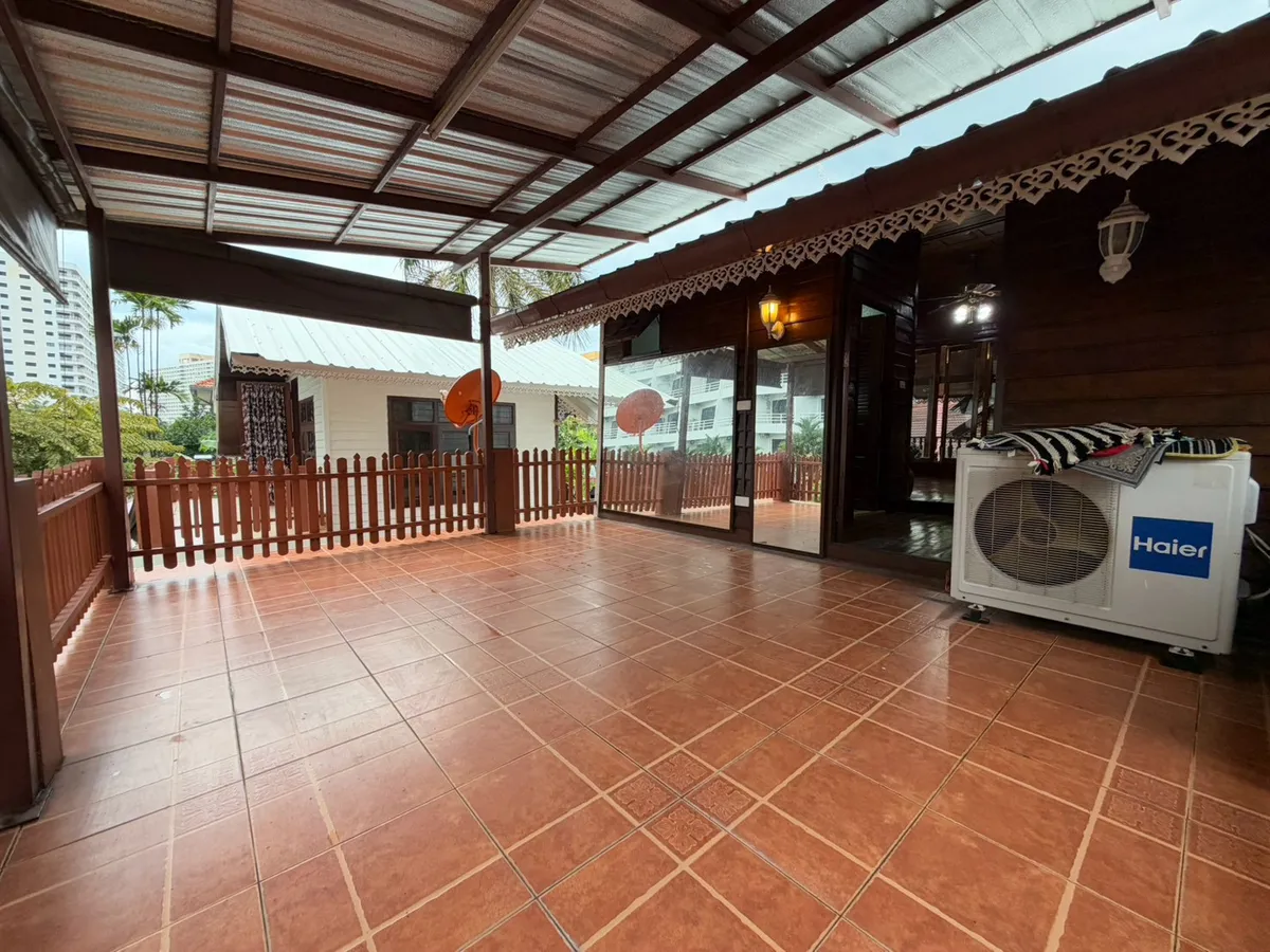 Thai style house for sale and rent at Royal Park Village photo 27