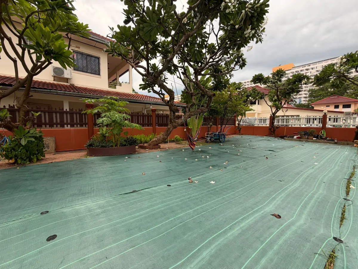 Thai style house for sale and rent at Royal Park Village photo 7