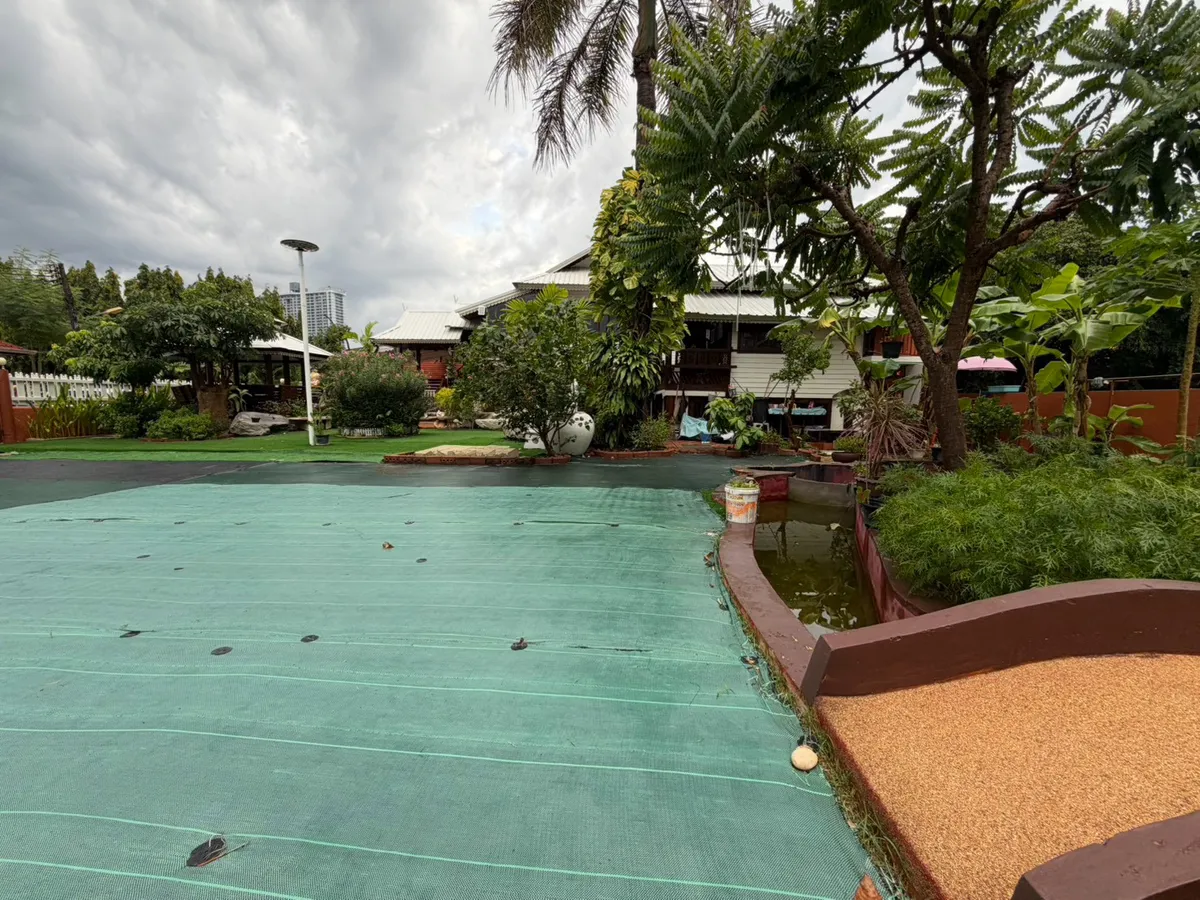 Thai style house for sale and rent at Royal Park Village photo 5